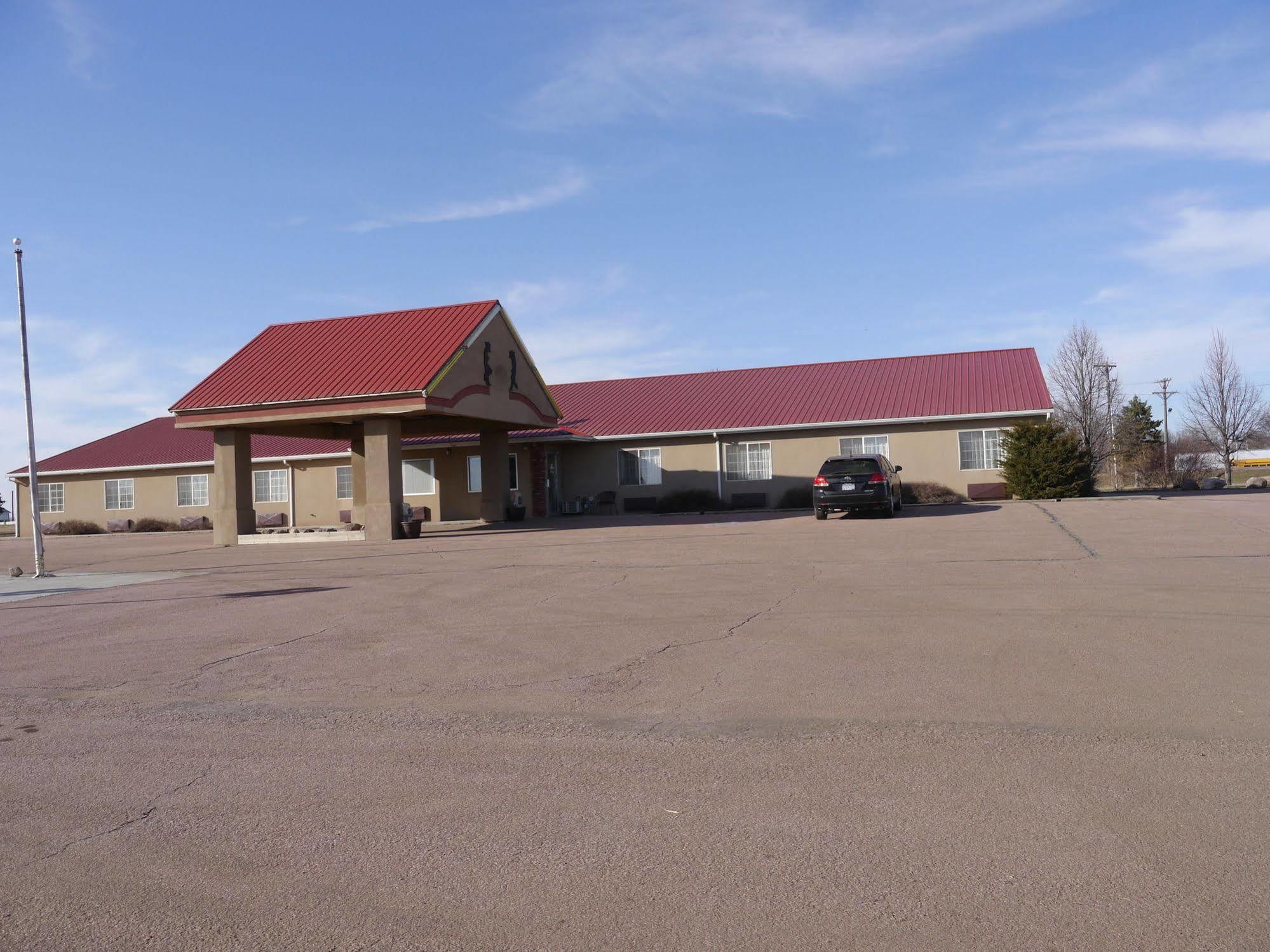 Westwood Inn & Suites - Kimball Exterior photo